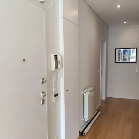 Alameda Design With Garage, Next Metro Apartment